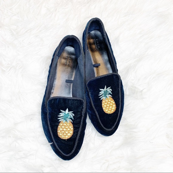 Zara Shoes - Zara Womens Blue Velvet Pineapple Loafer Size 36